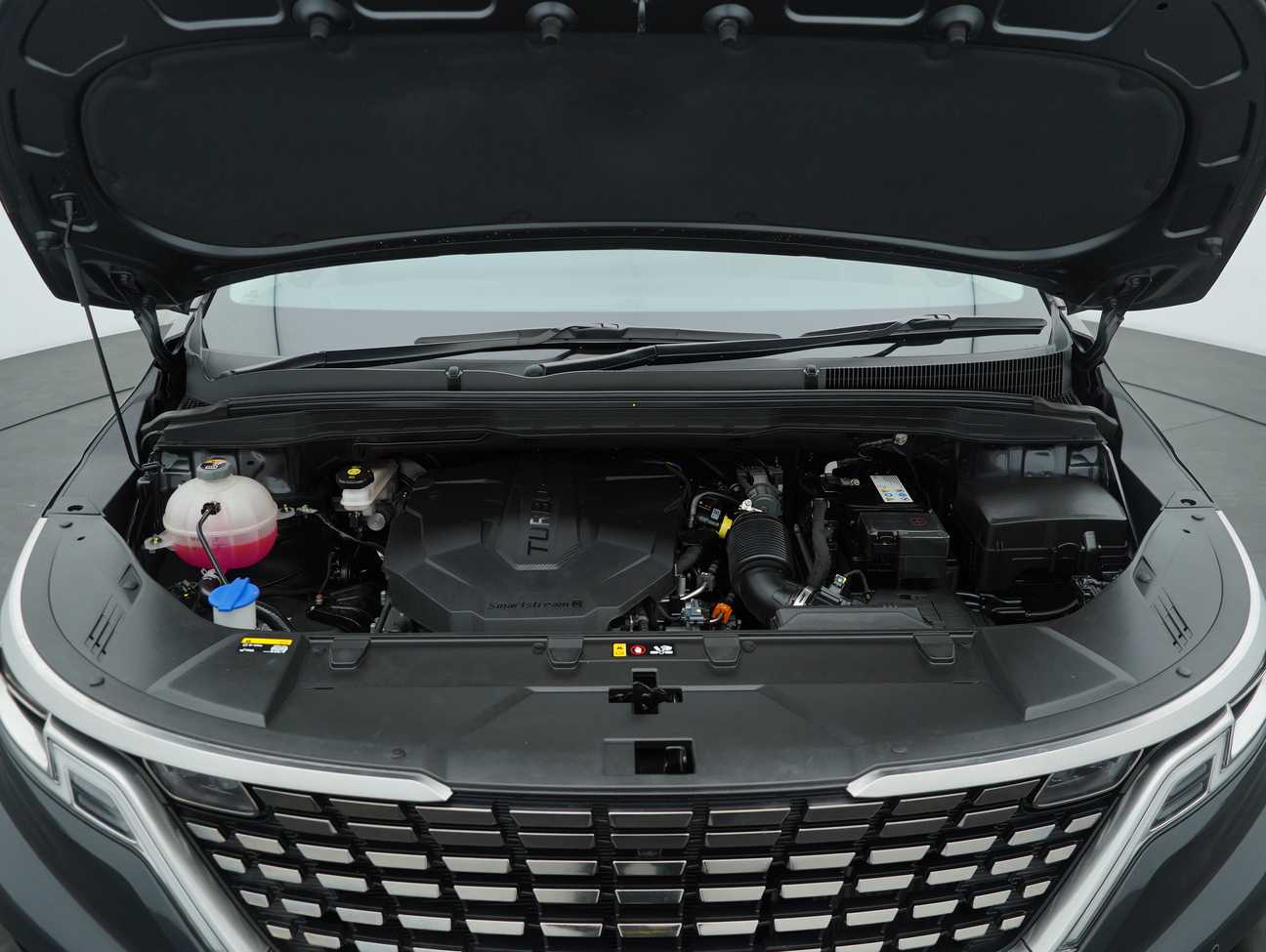 used 2024 Kia Carnival 11 Seater 2.2