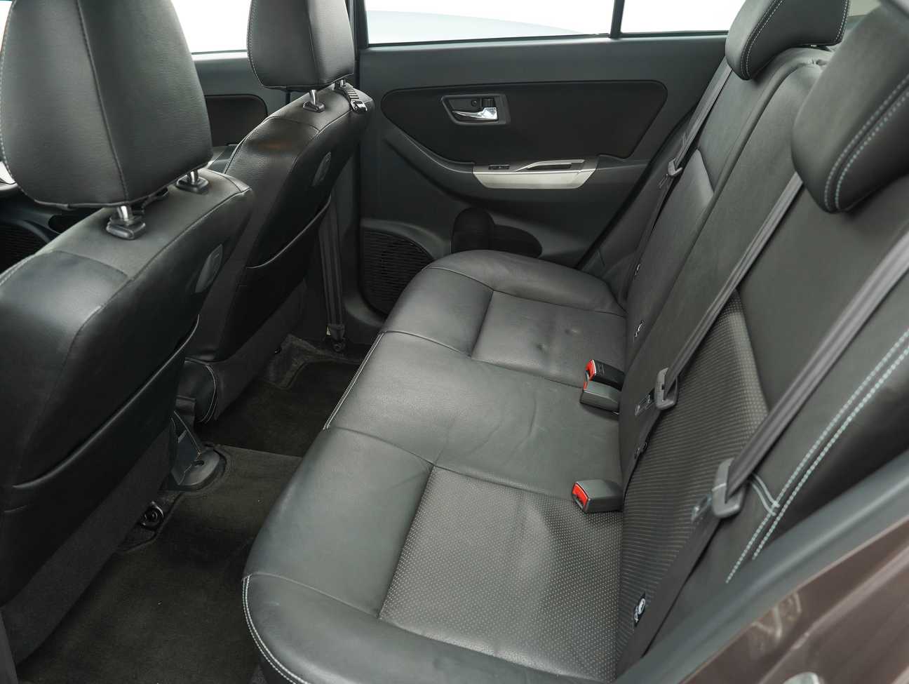 terpakai 2017 Perodua Bezza Advance 1.3