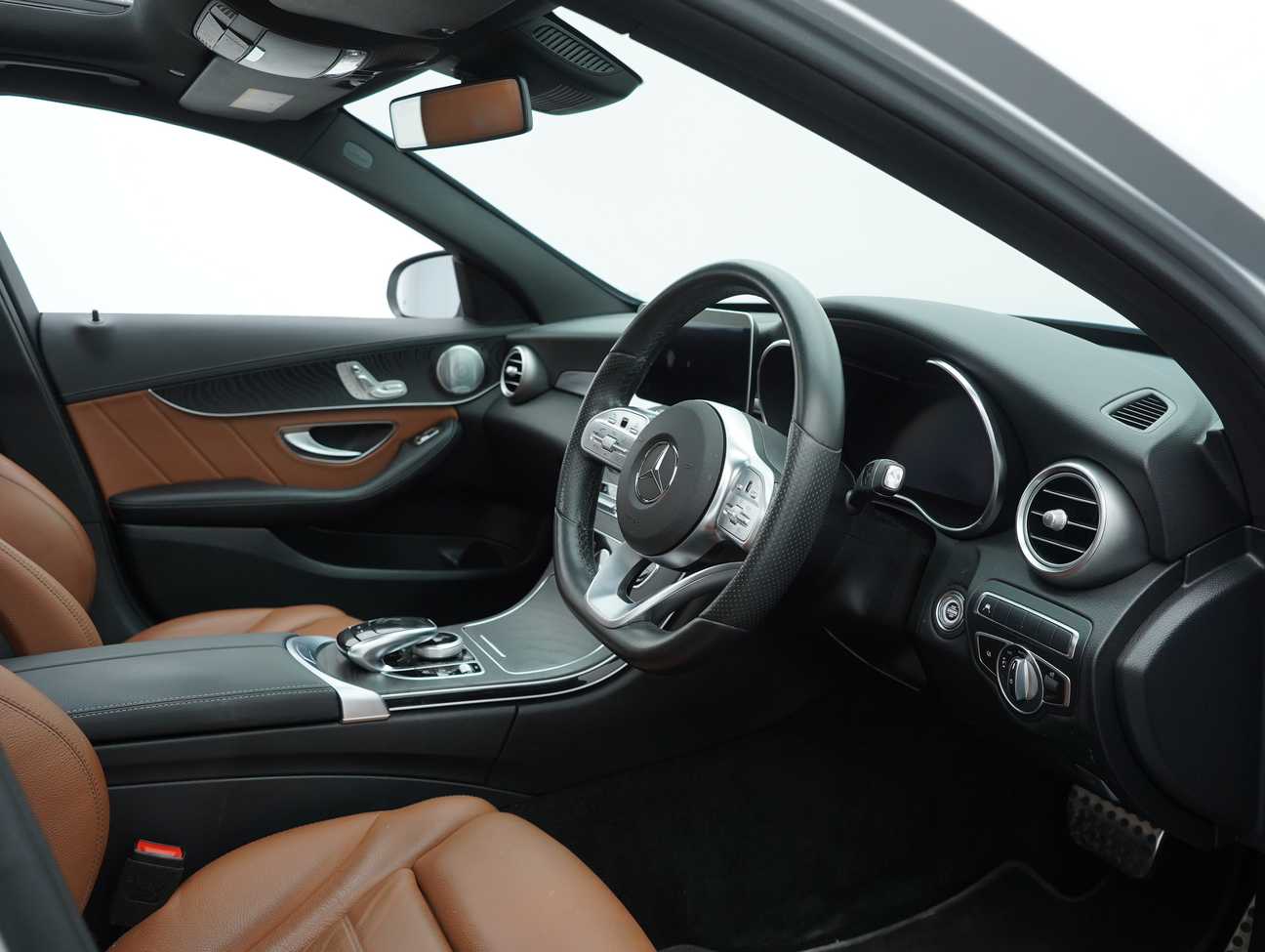 terpakai 2020 Mercedes-Benz C300 AMG Line 2.0