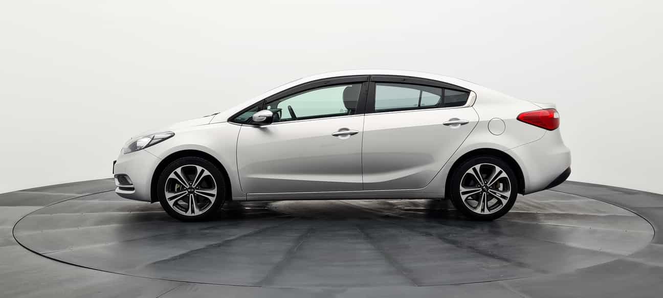 terpakai 2016 Kia CERATO YD 1.6
