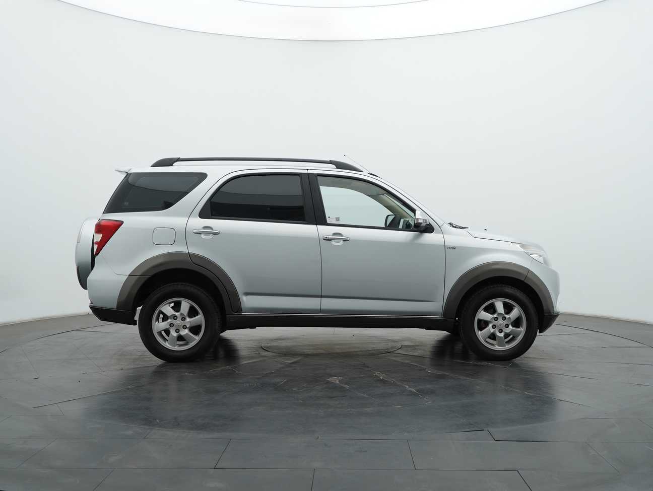 used 2010 Toyota Rush S 1.5