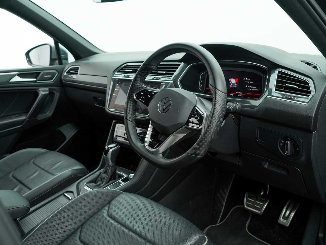 used 2023 Volkswagen Tiguan Allspace R-Line 4MOTION 2.0