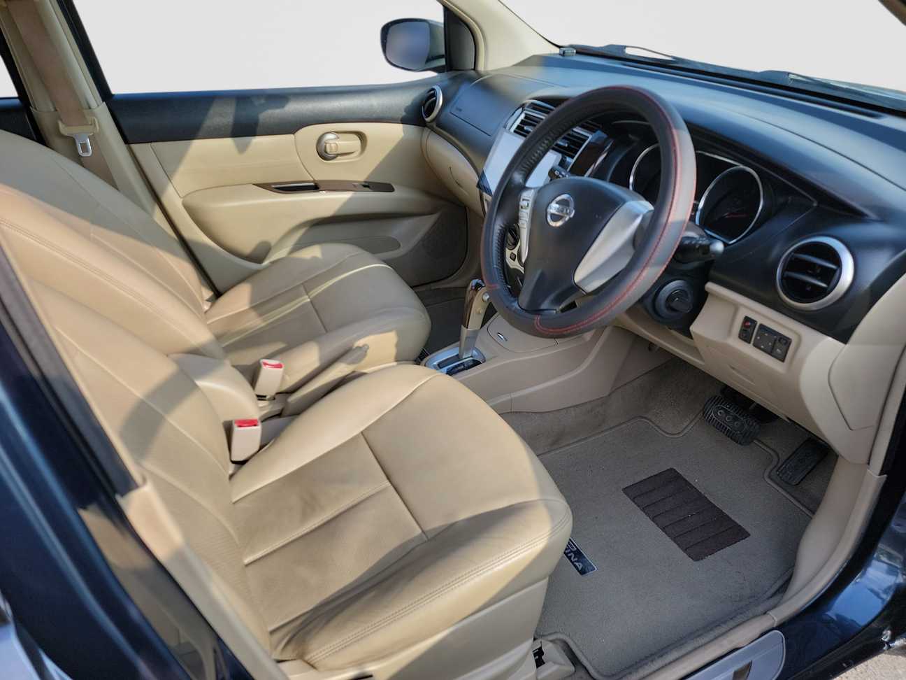 used 2014 Nissan Grand Livina Comfort 1.8