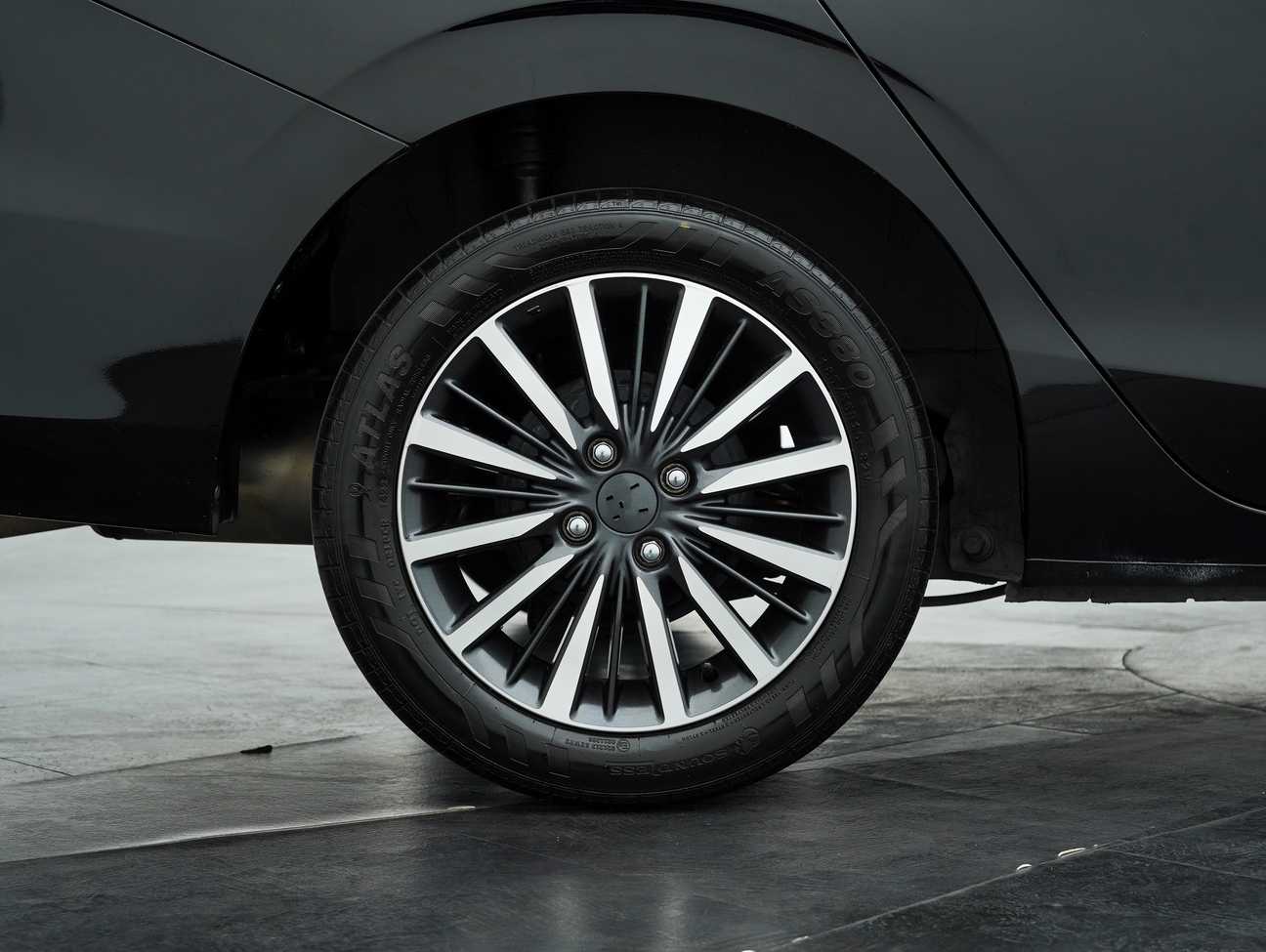 terpakai 2022 Honda City E i-VTEC 1.5