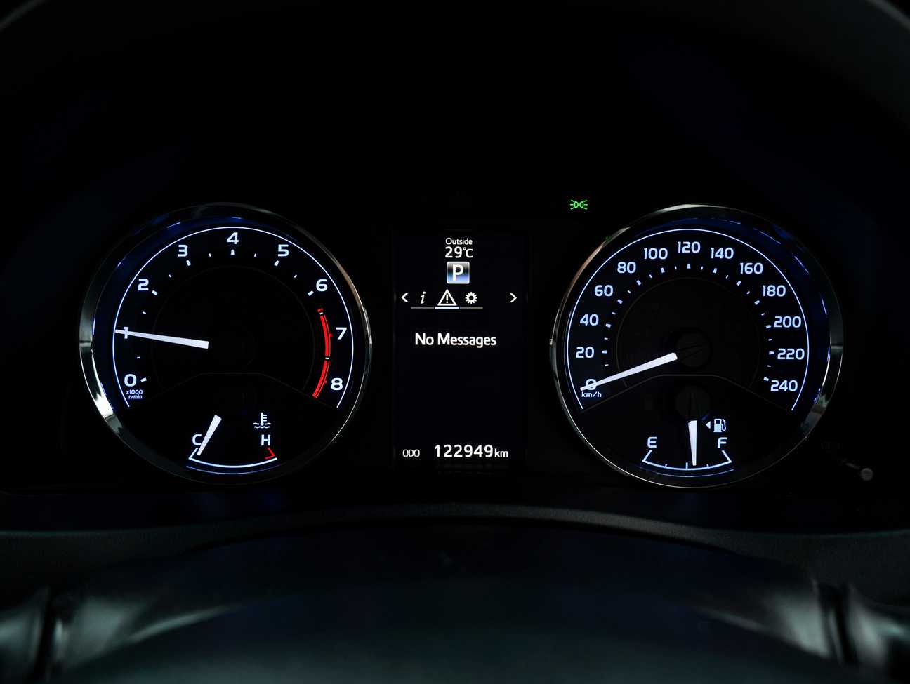 used 2018 Toyota Corolla Altis V 2.0