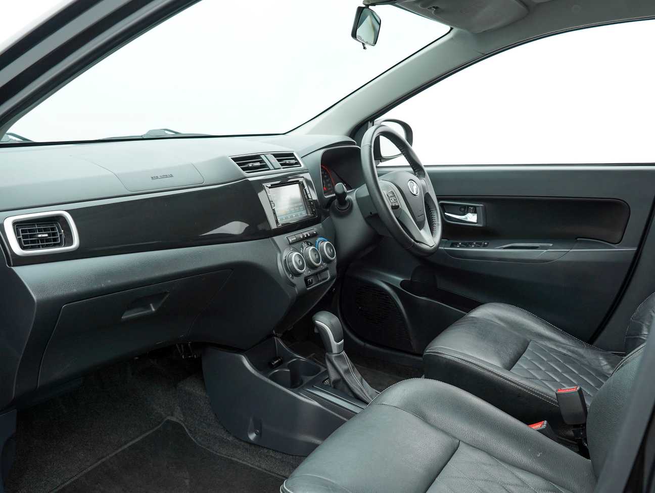 terpakai 2017 Perodua Bezza Advance 1.3