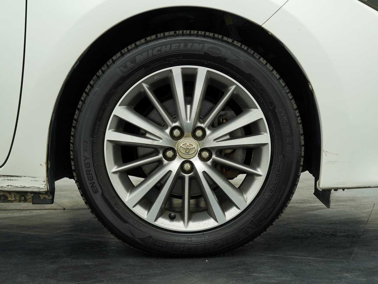 terpakai 2014 Toyota Corolla Altis G 2.0