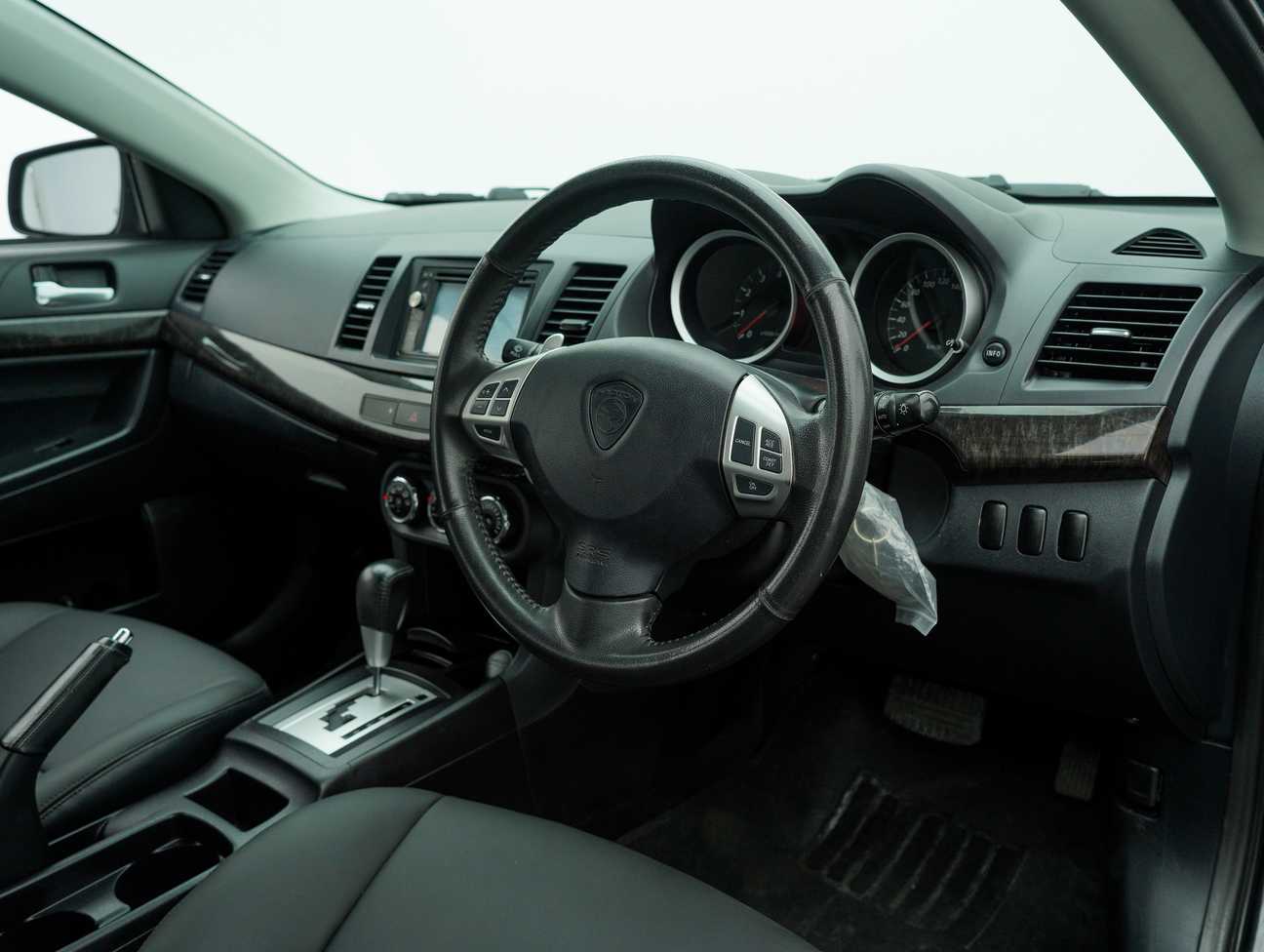 used 2013 Proton Inspira Premium 2.0