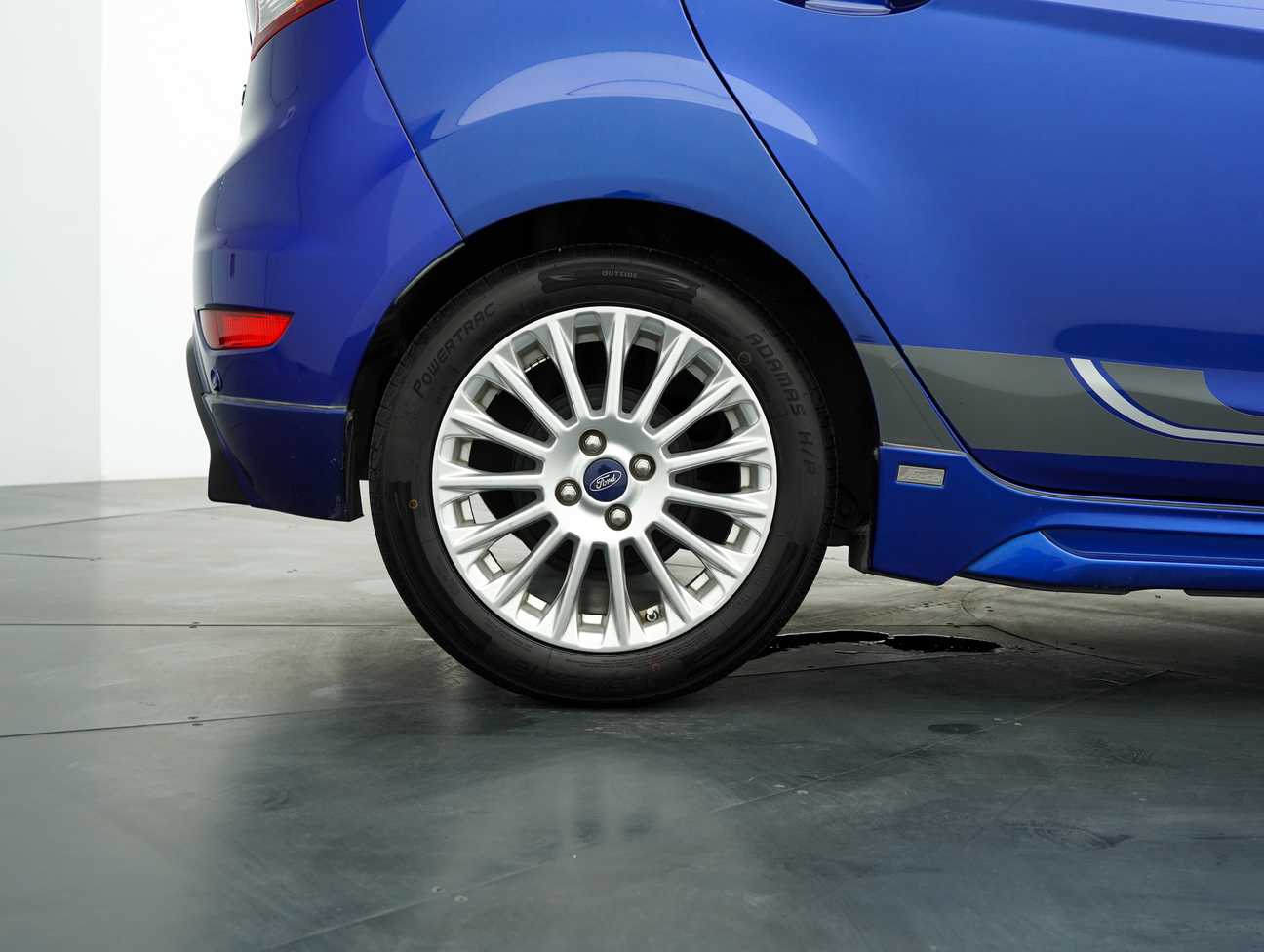 terpakai 2014 Ford FIESTA SPORT 1.0