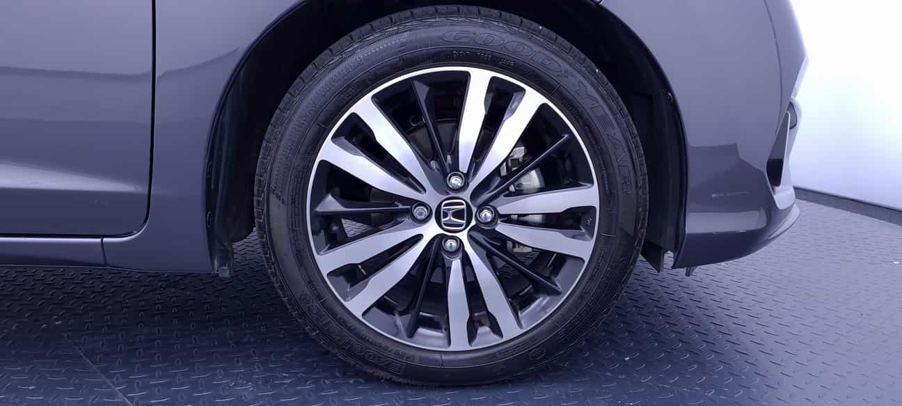 used 2020 Honda JAZZ V 1.5