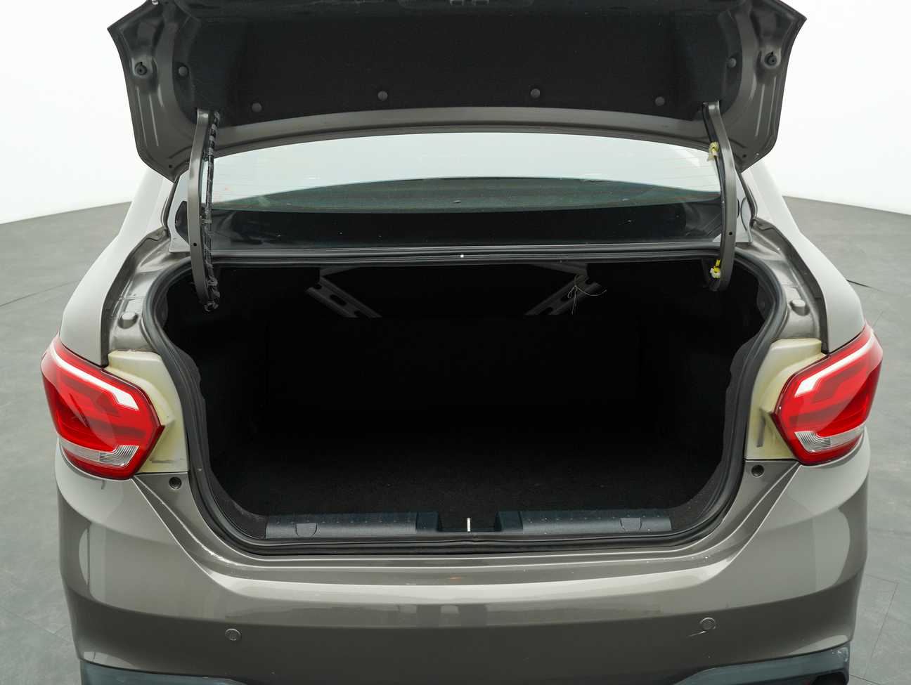 used 2017 Proton Persona Standard 1.6