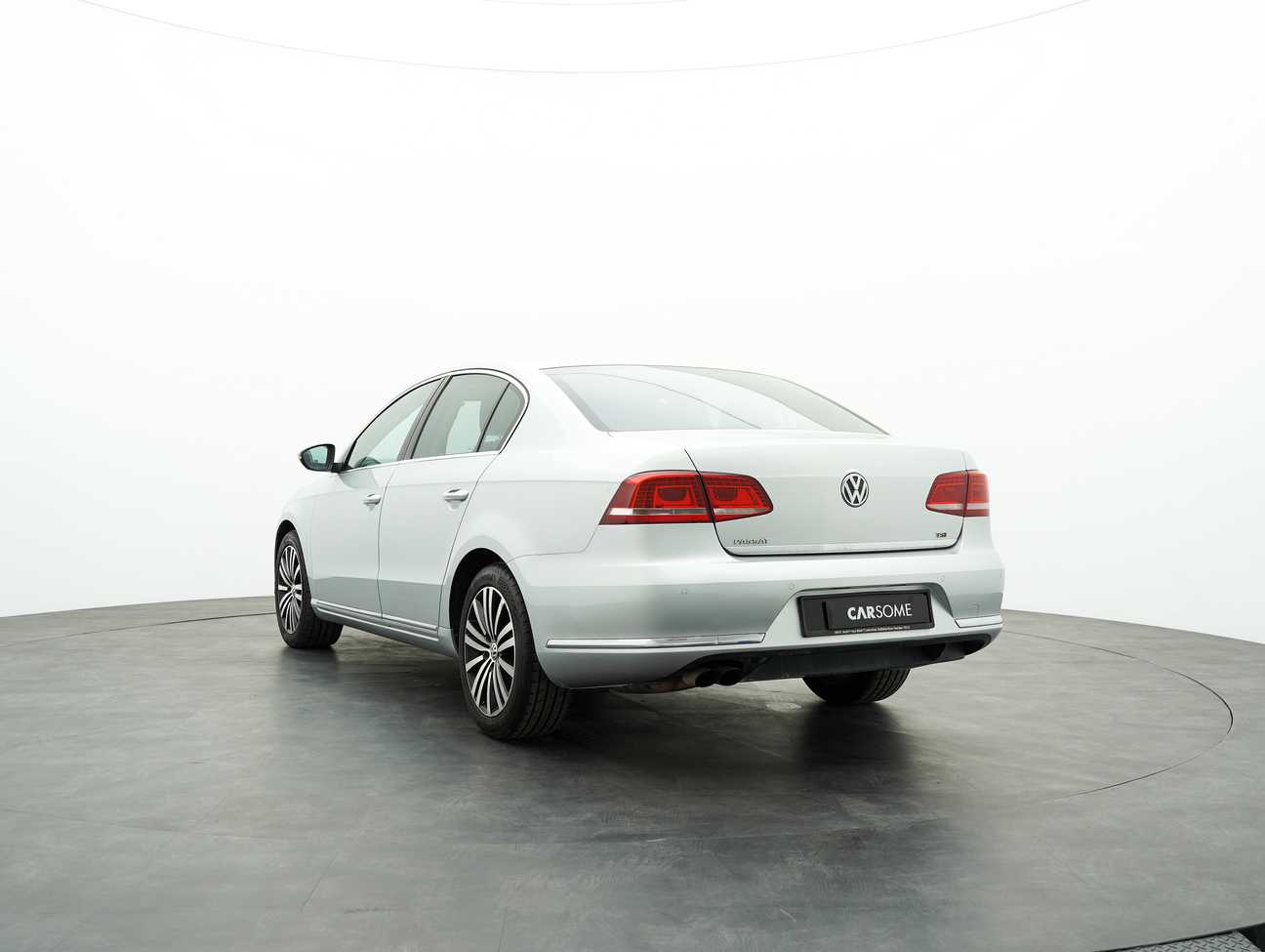 used 2013 Volkswagen PASSAT  1.8