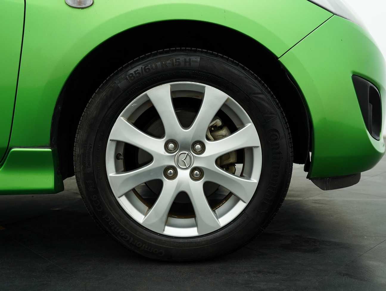 used 2012 Mazda 2 V 1.5