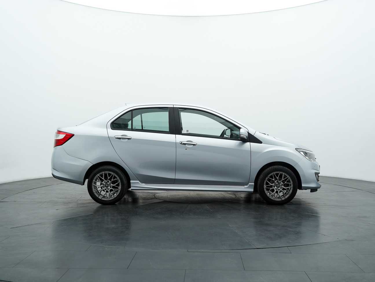 used 2016 Perodua Bezza Advance Premium 1.3