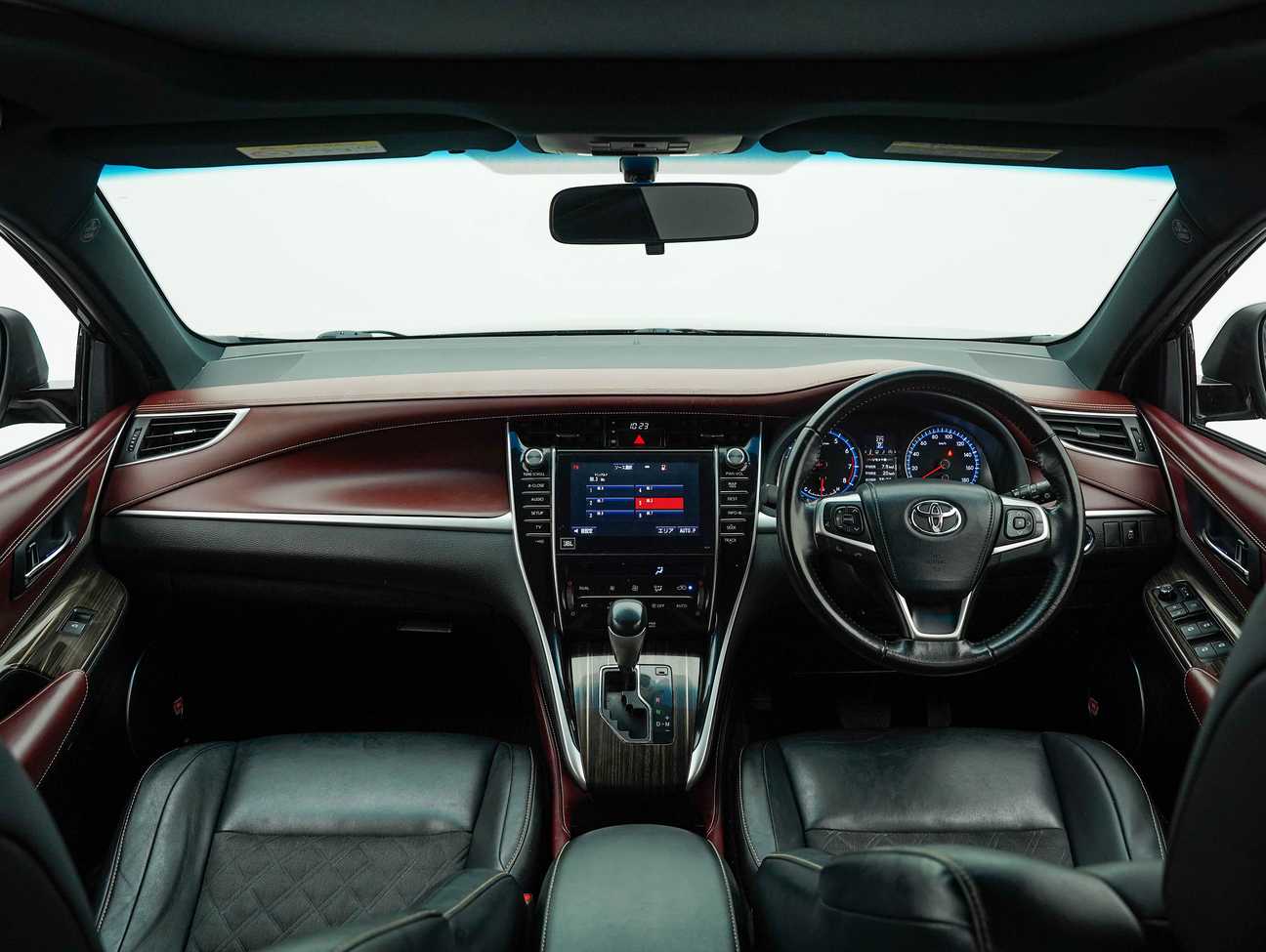 used 2014 Toyota Harrier Elegance 2.0