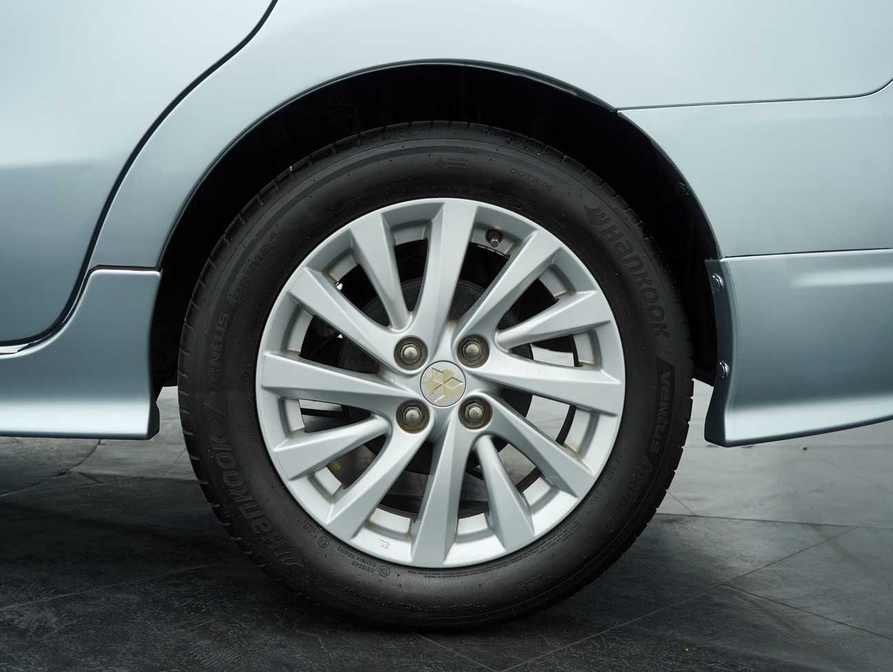 terpakai 2013 Mitsubishi Attrage SE 1.2