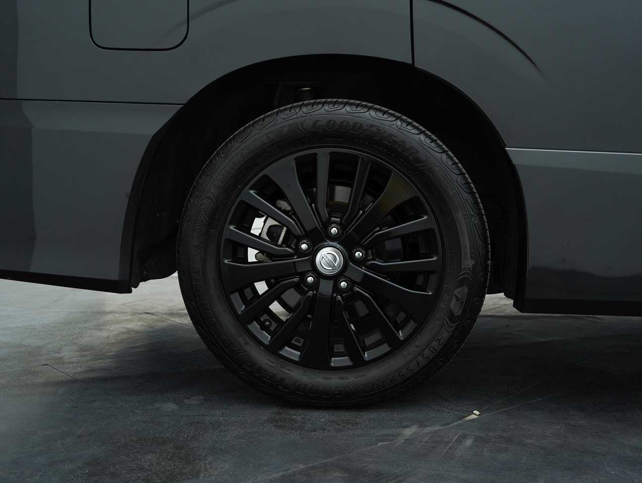 terpakai 2023 Nissan Serena S-Hybrid High-Way Star 2.0