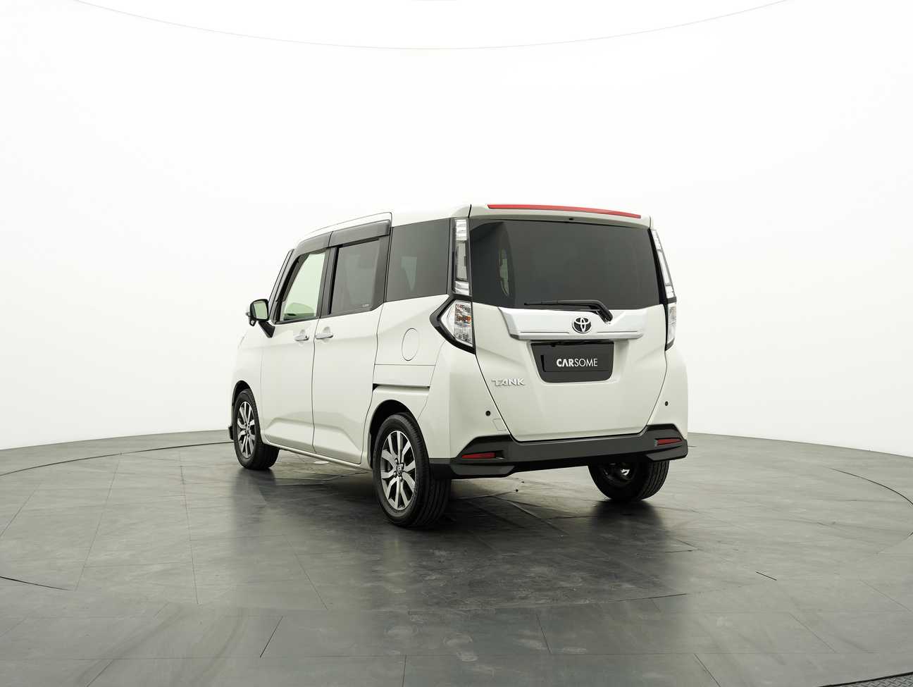 used 2018 Toyota Tank GT 1.0