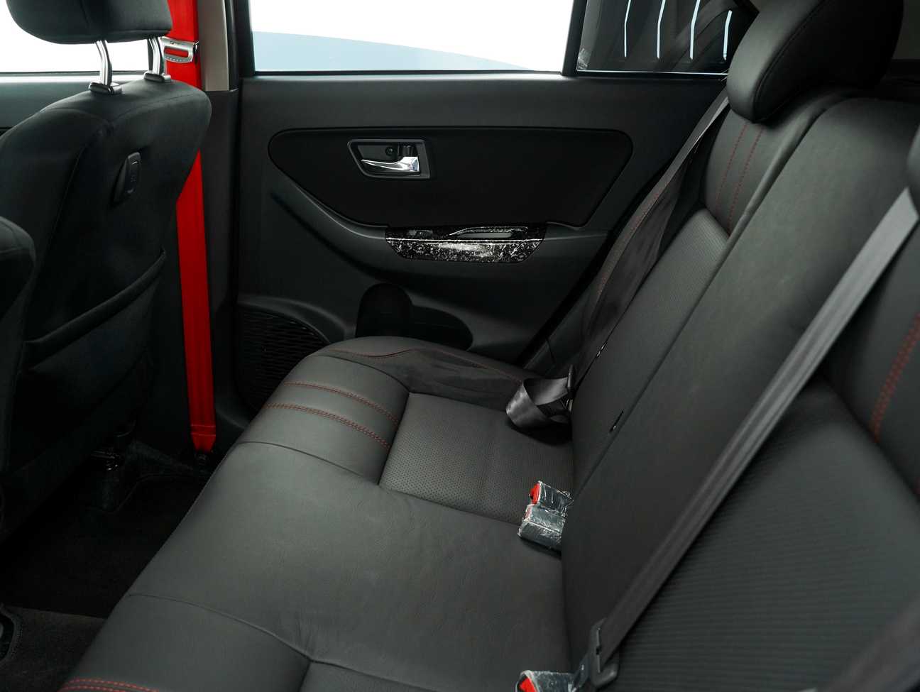 terpakai 2021 Perodua Bezza Advance 1.3