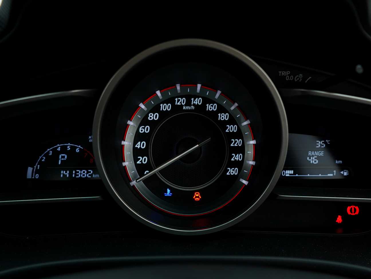 terpakai 2014 Mazda 3 SEDAN SKYACTIV-G (CBU) 2.0