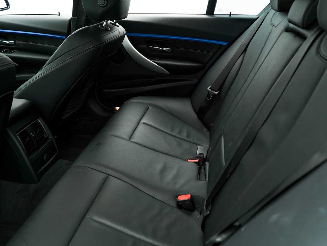 used 2017 BMW 330e M Sport 2.0