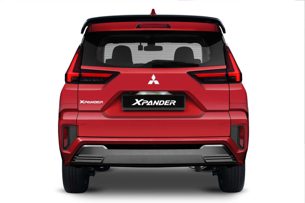 terpakai 2025 Mitsubishi Xpander Plus 1.5