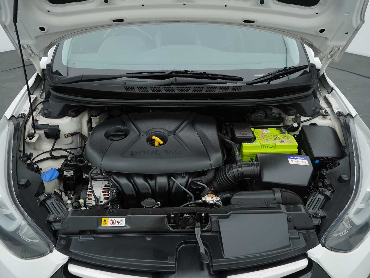 terpakai 2016 Hyundai Elantra Premium 1.8