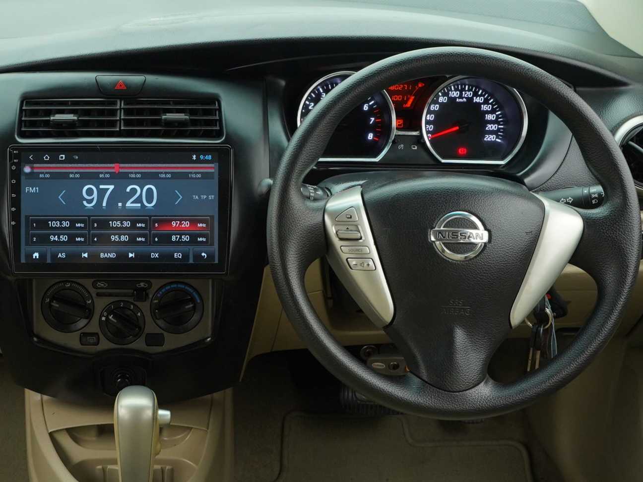 used 2014 Nissan Grand Livina Comfort 1.6