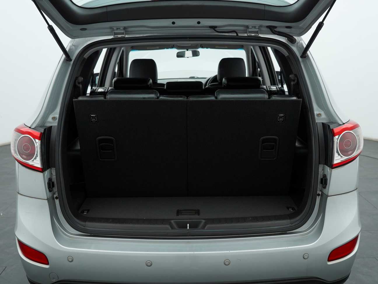 terpakai 2013 Inokom Santa Fe Elegance 2.2