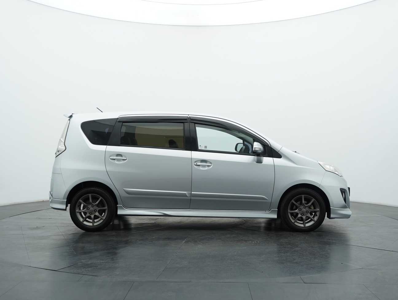 terpakai 2014 Perodua Alza Advance 1.5