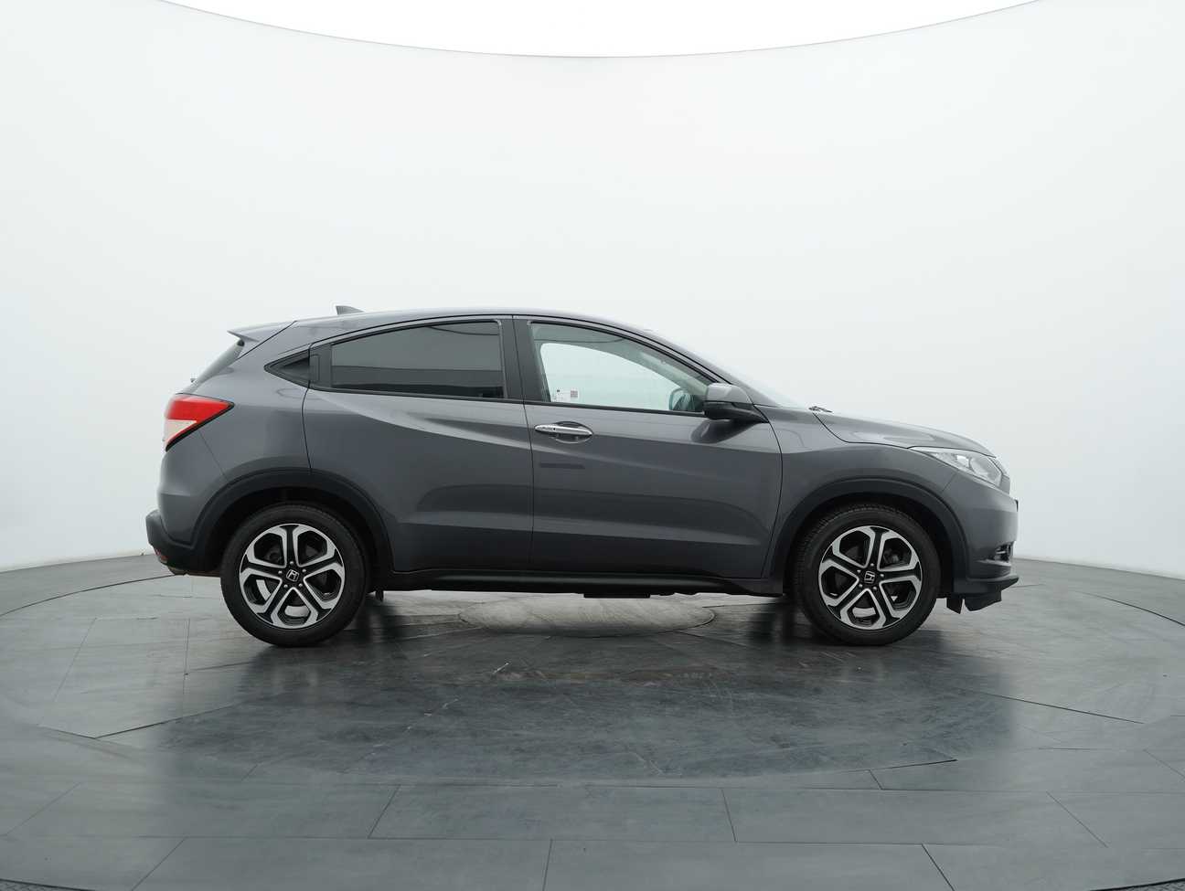 used 2017 Honda HR-V V 1.8