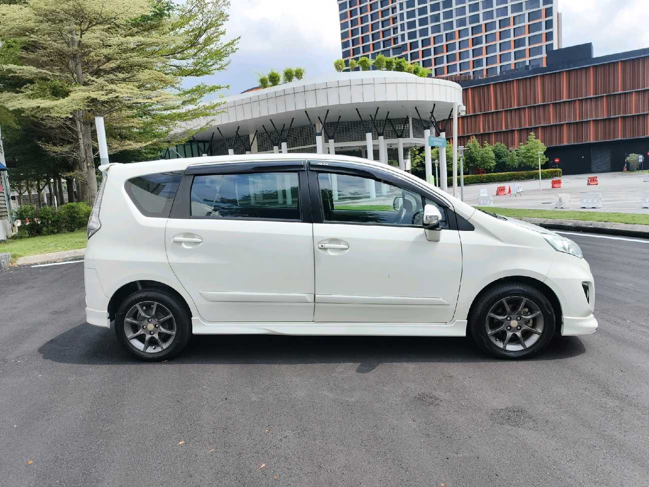 terpakai 2018 Perodua Alza Advance 1.5