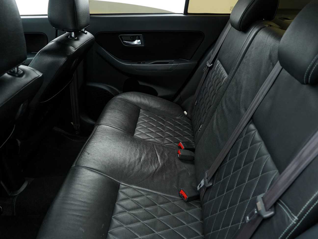 terpakai 2017 Perodua Bezza Advance Premium 1.3