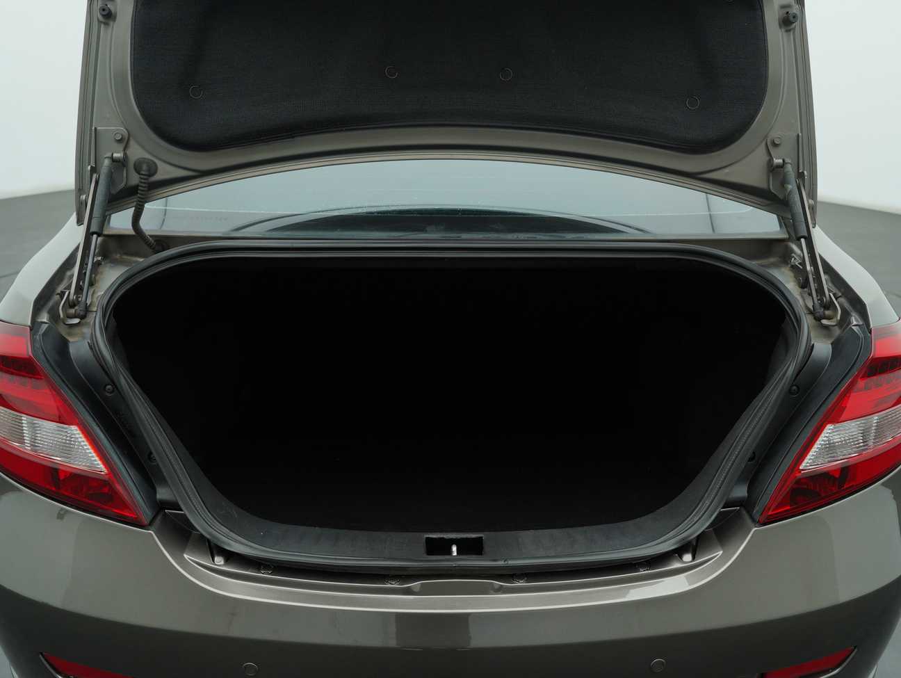 used 2012 Proton Persona Elegance High Line 1.6