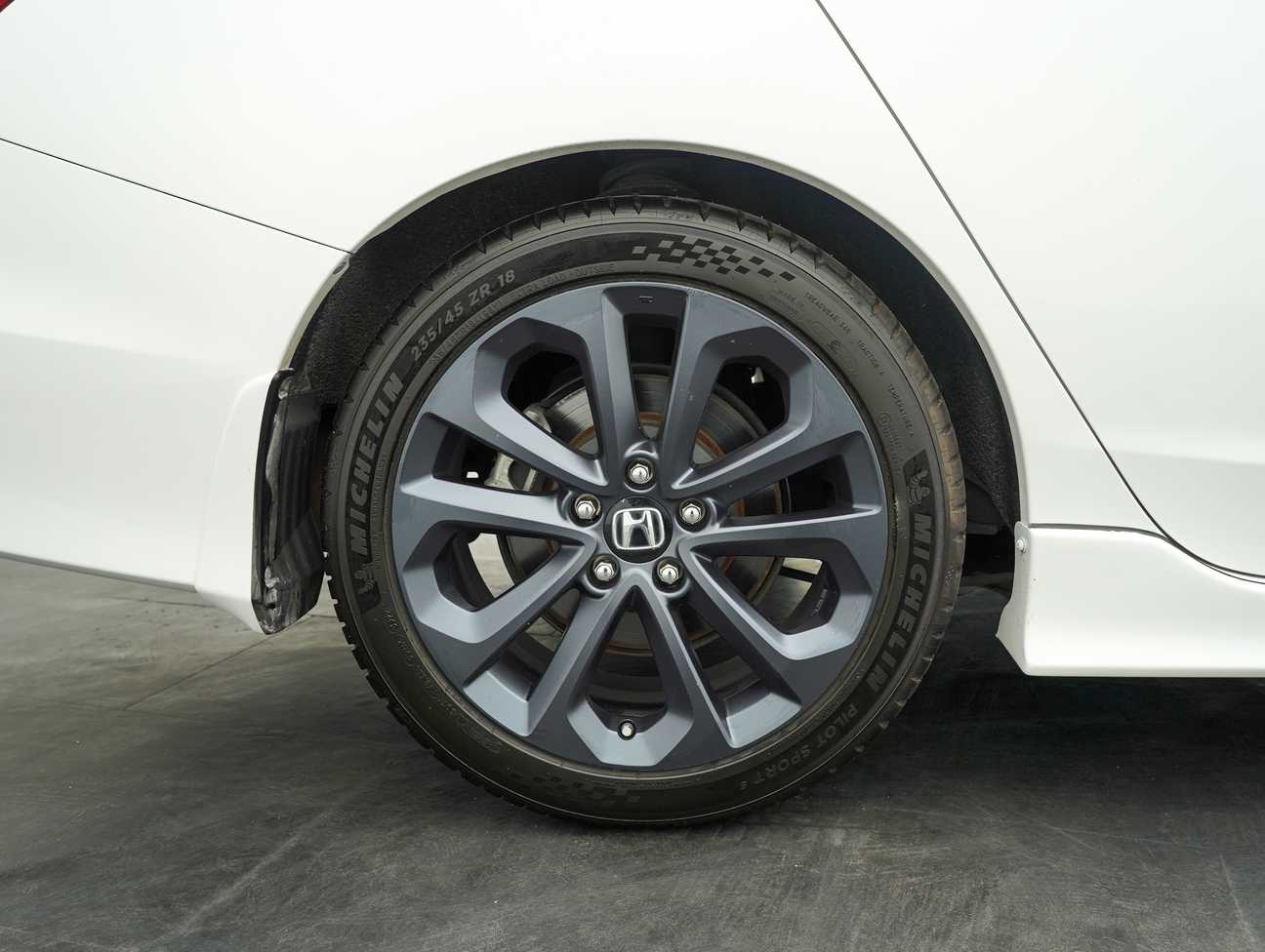 used 2019 Honda Accord VTi-L Advance 2.4