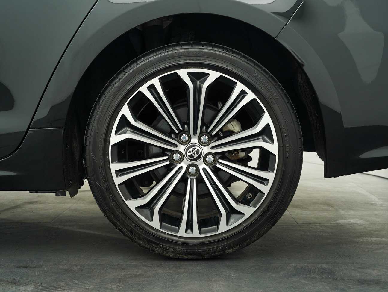 used 2020 Toyota Corolla Altis G 1.8