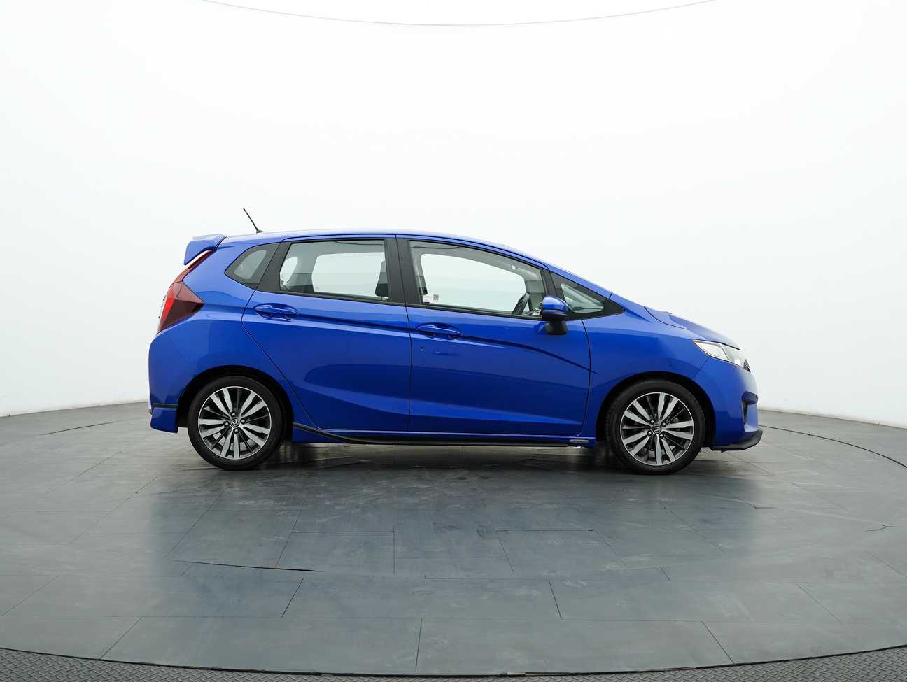 used 2015 Honda Jazz V 1.5