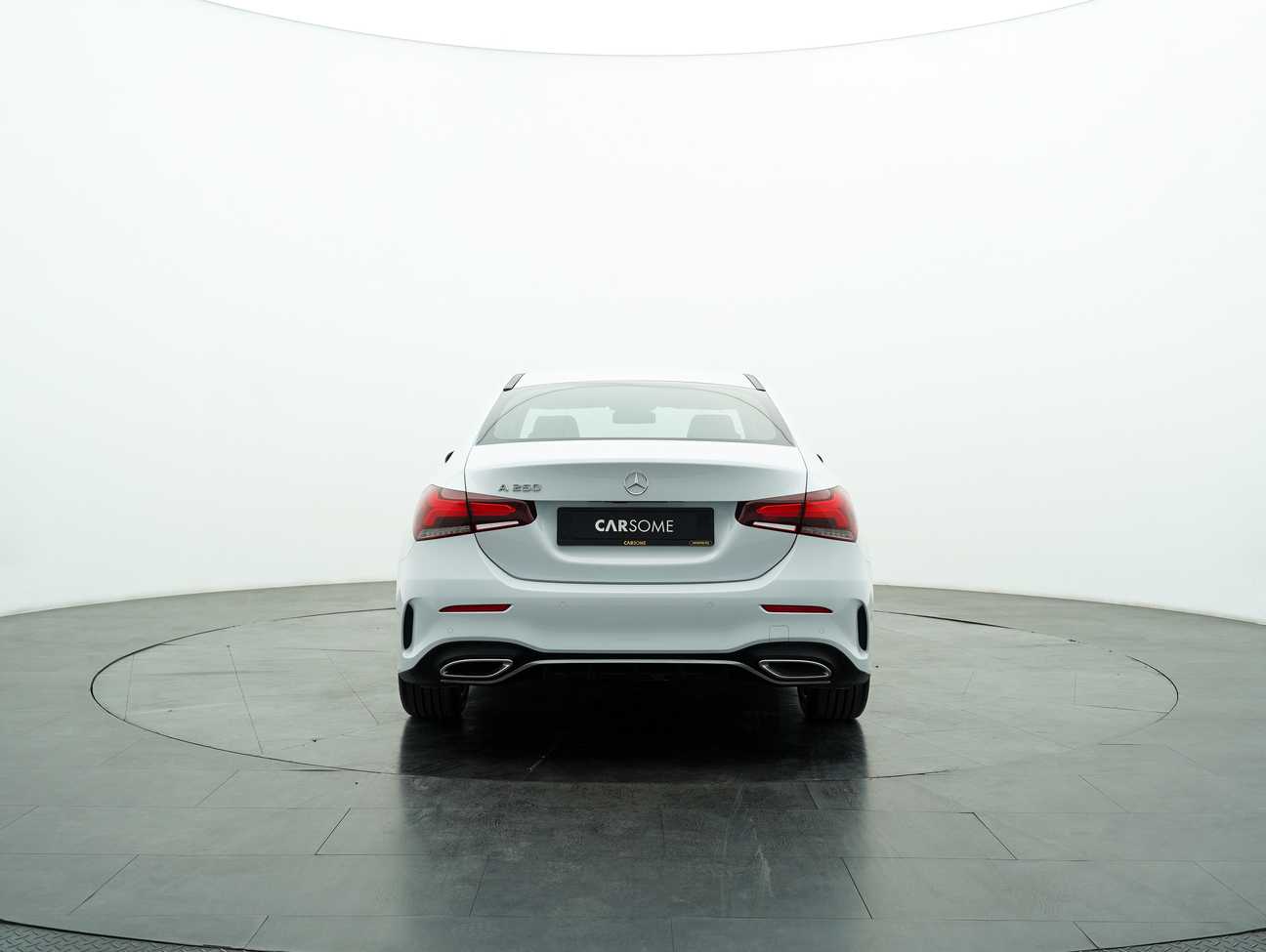terpakai 2019 Mercedes-Benz A250 AMG Line 2.0