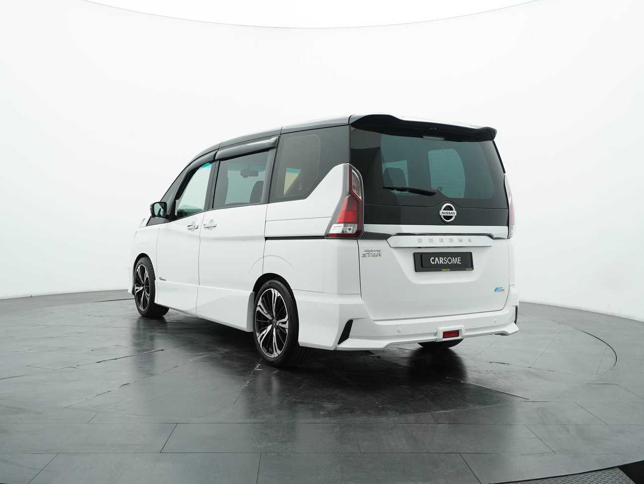 used 2018 Nissan Serena S-Hybrid High-Way Star Premium 2.0
