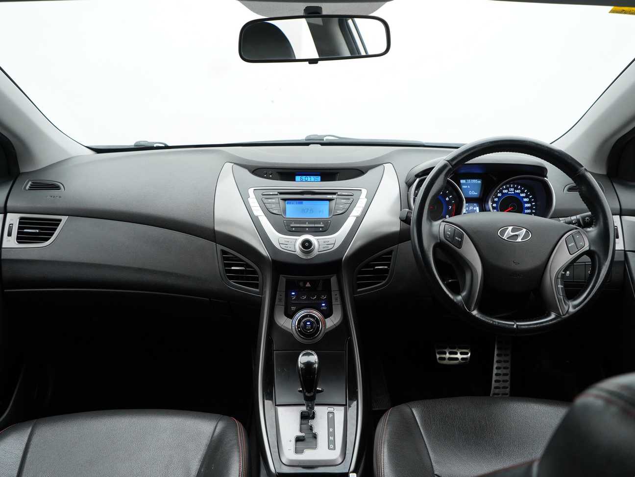 used 2014 Inokom Elantra  1.6