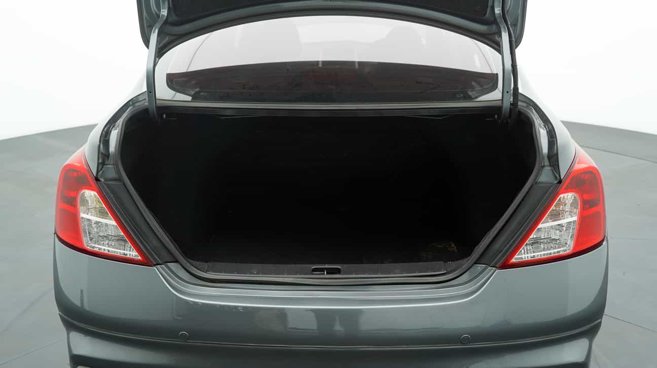 terpakai 2014 Nissan ALMERA E 1.5