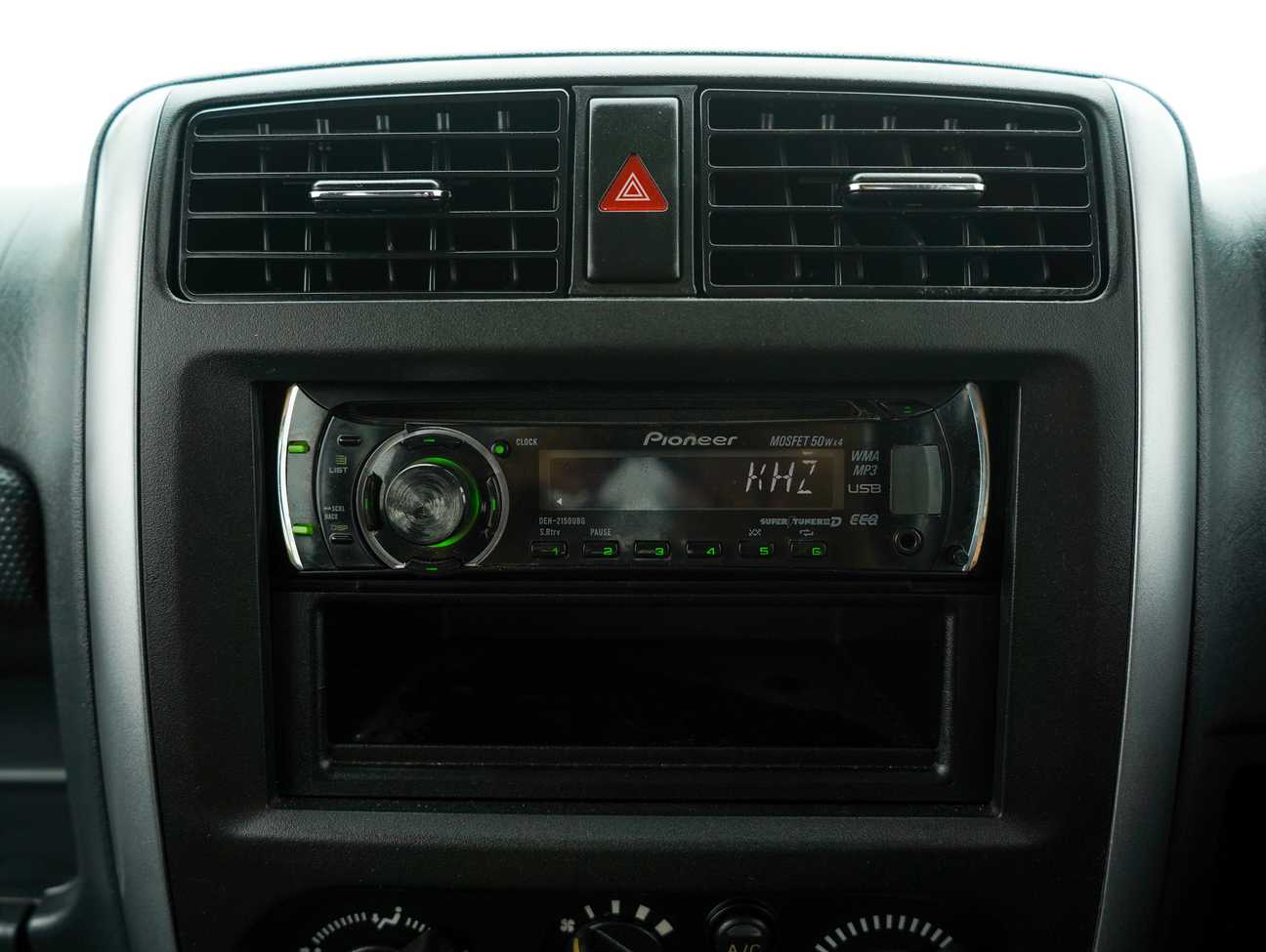 terpakai 2013 Suzuki Jimny JLX 1.3