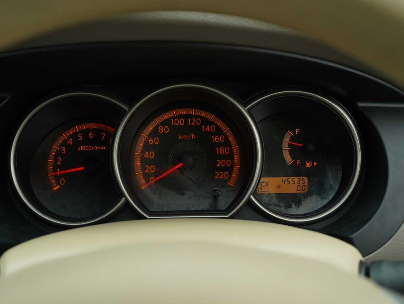 used 2010 Nissan Grand Livina Luxury 1.6