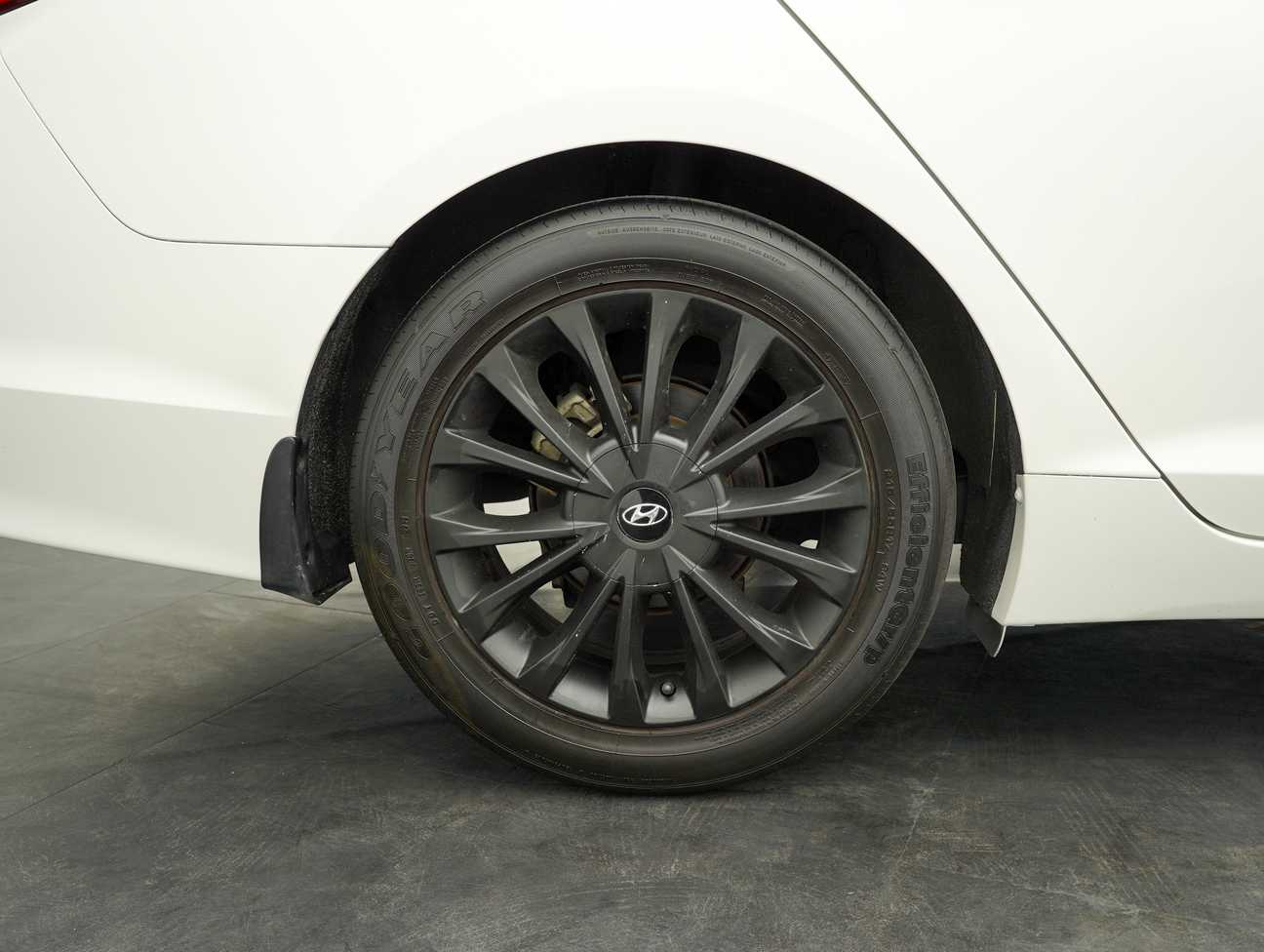 terpakai 2015 Hyundai Sonata Elegance 2.0