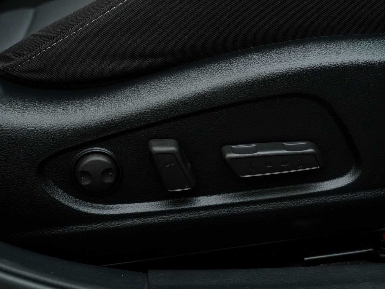 terpakai 2014 Kia Cerato  1.6