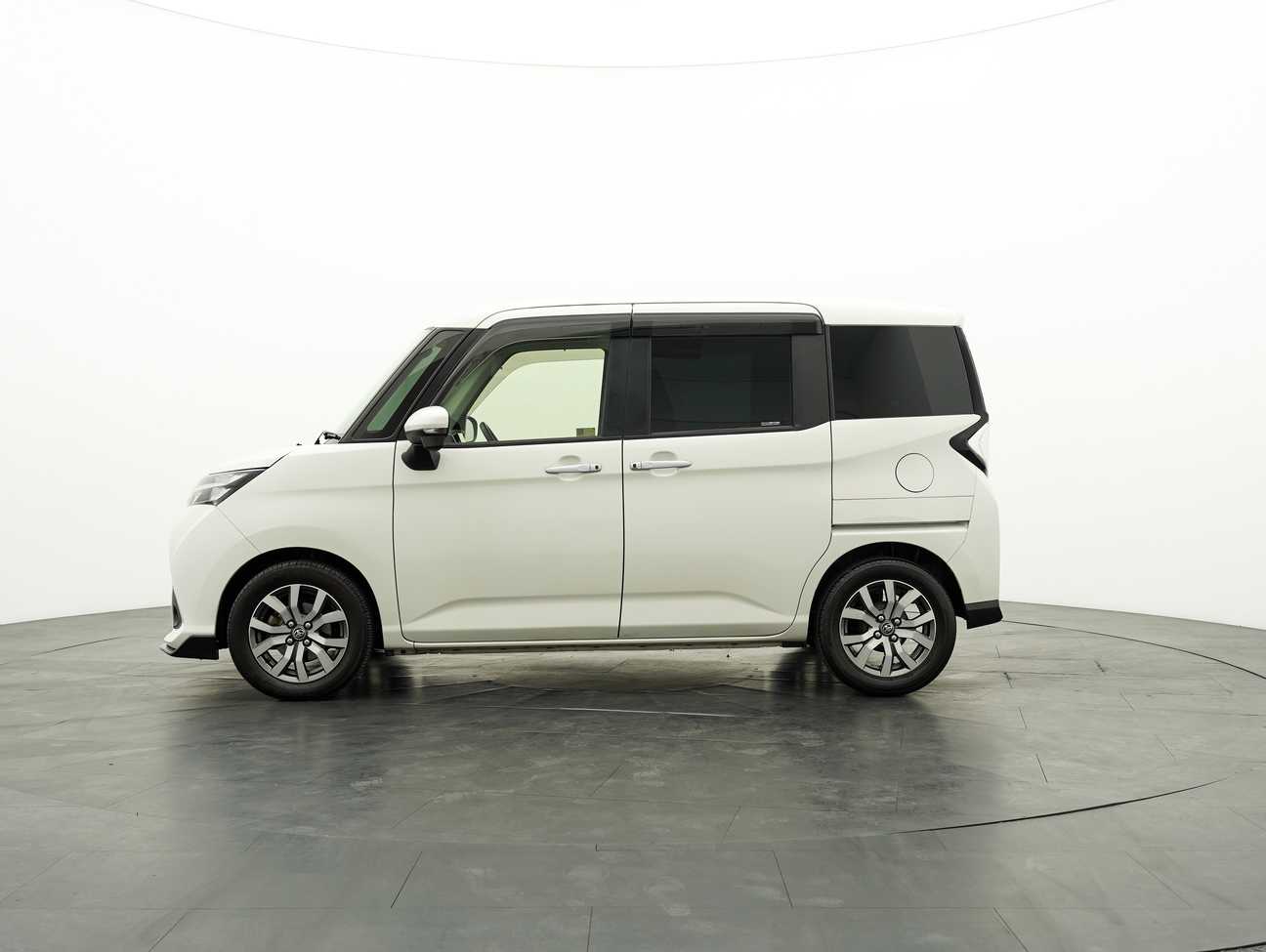 used 2018 Toyota Tank GT 1.0