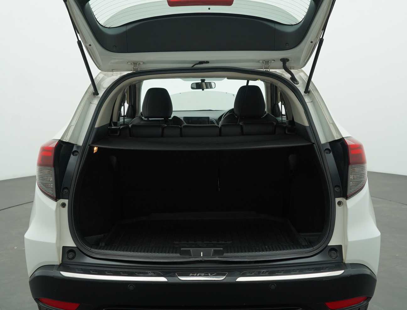 terpakai 2020 Honda HR-V V 1.8