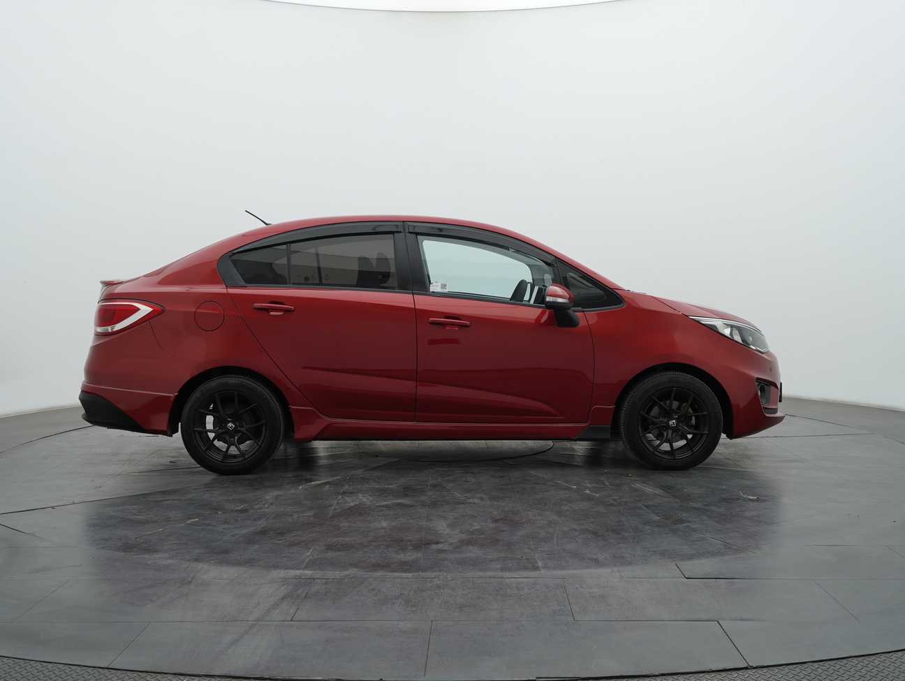 used 2016 Proton Persona Standard 1.6
