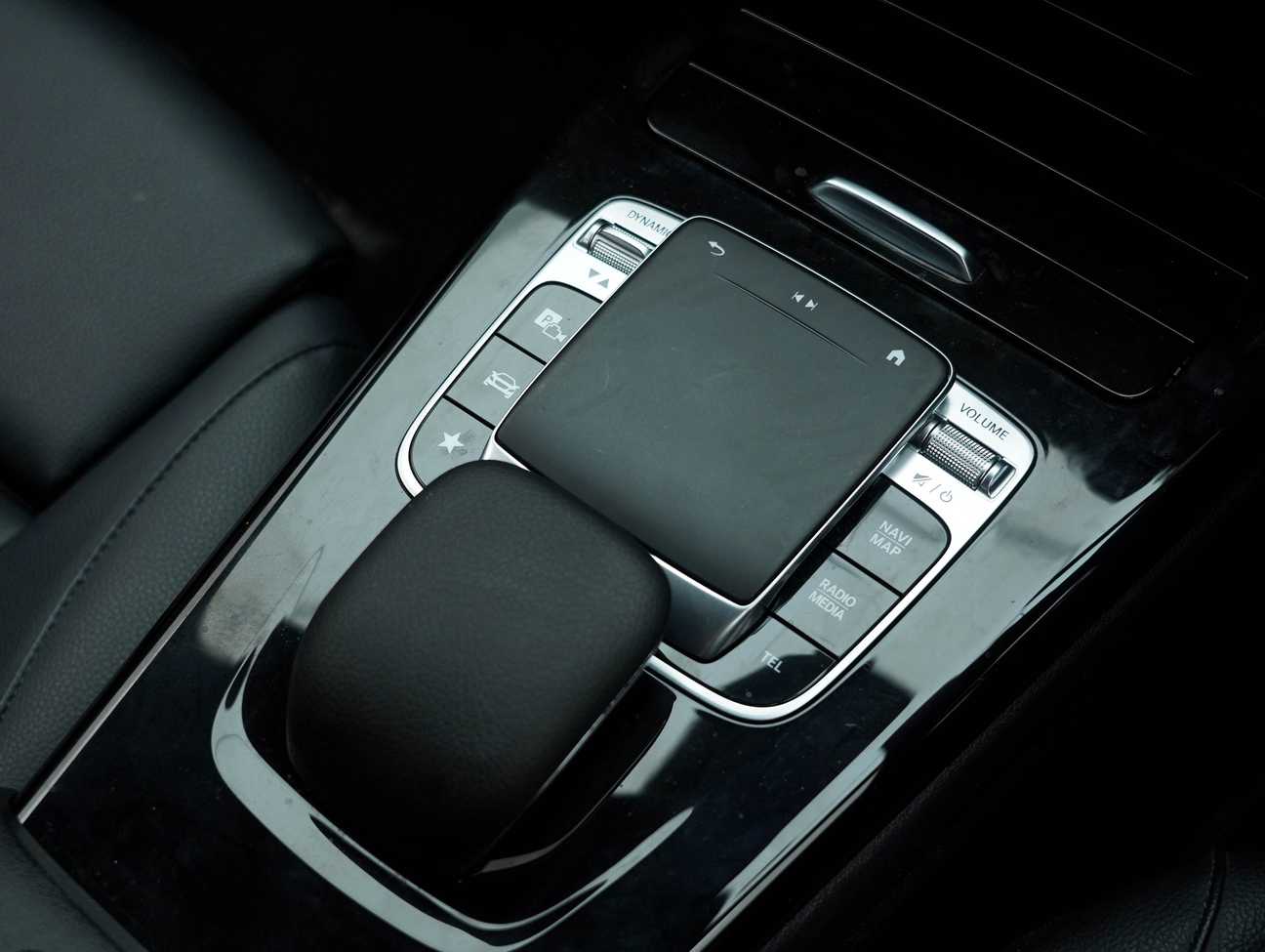terpakai 2019 Mercedes-Benz A200 Progressive Line 1.3