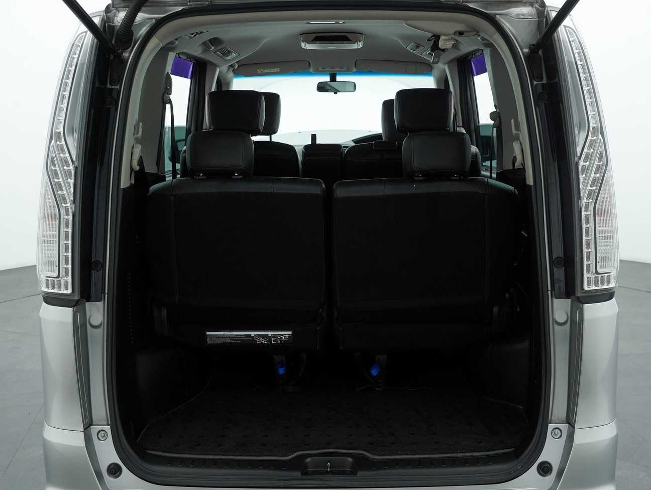 terpakai 2017 Nissan Serena S-Hybrid High-Way Star Premium 2.0